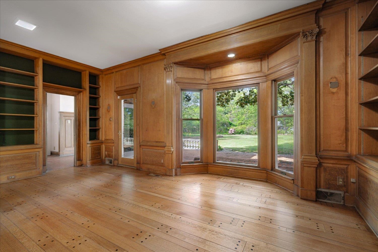 255 West Cherry Circle Memphis, TN 38117 - Photo 12 of 31