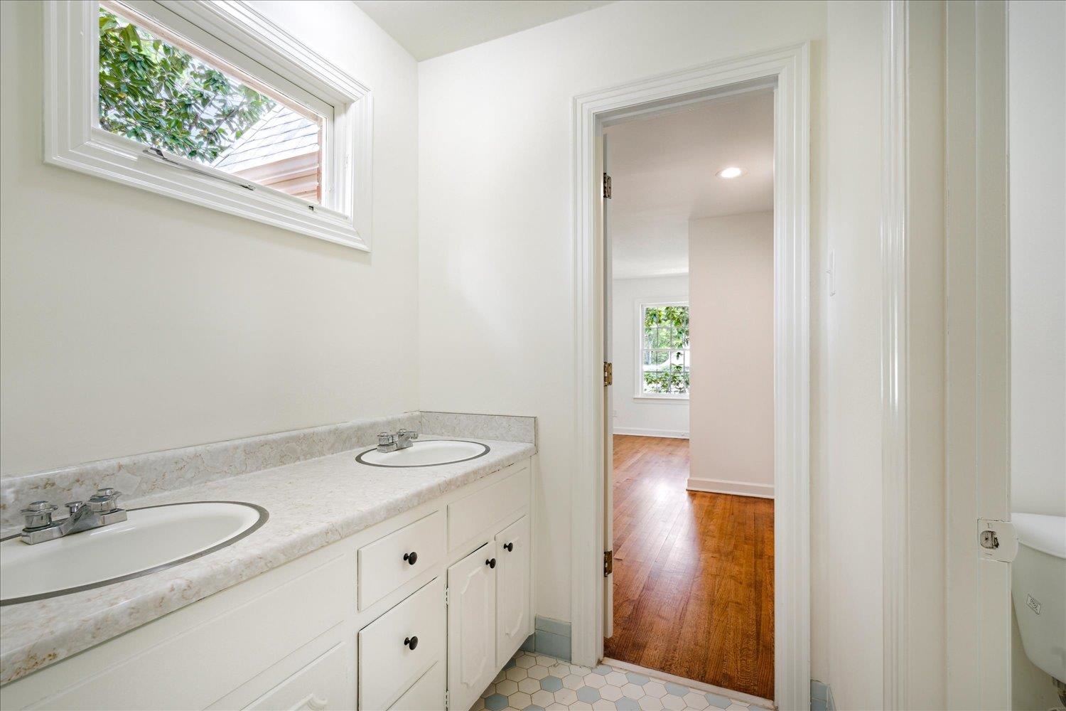 255 West Cherry Circle Memphis, TN 38117 - Photo 24 of 31