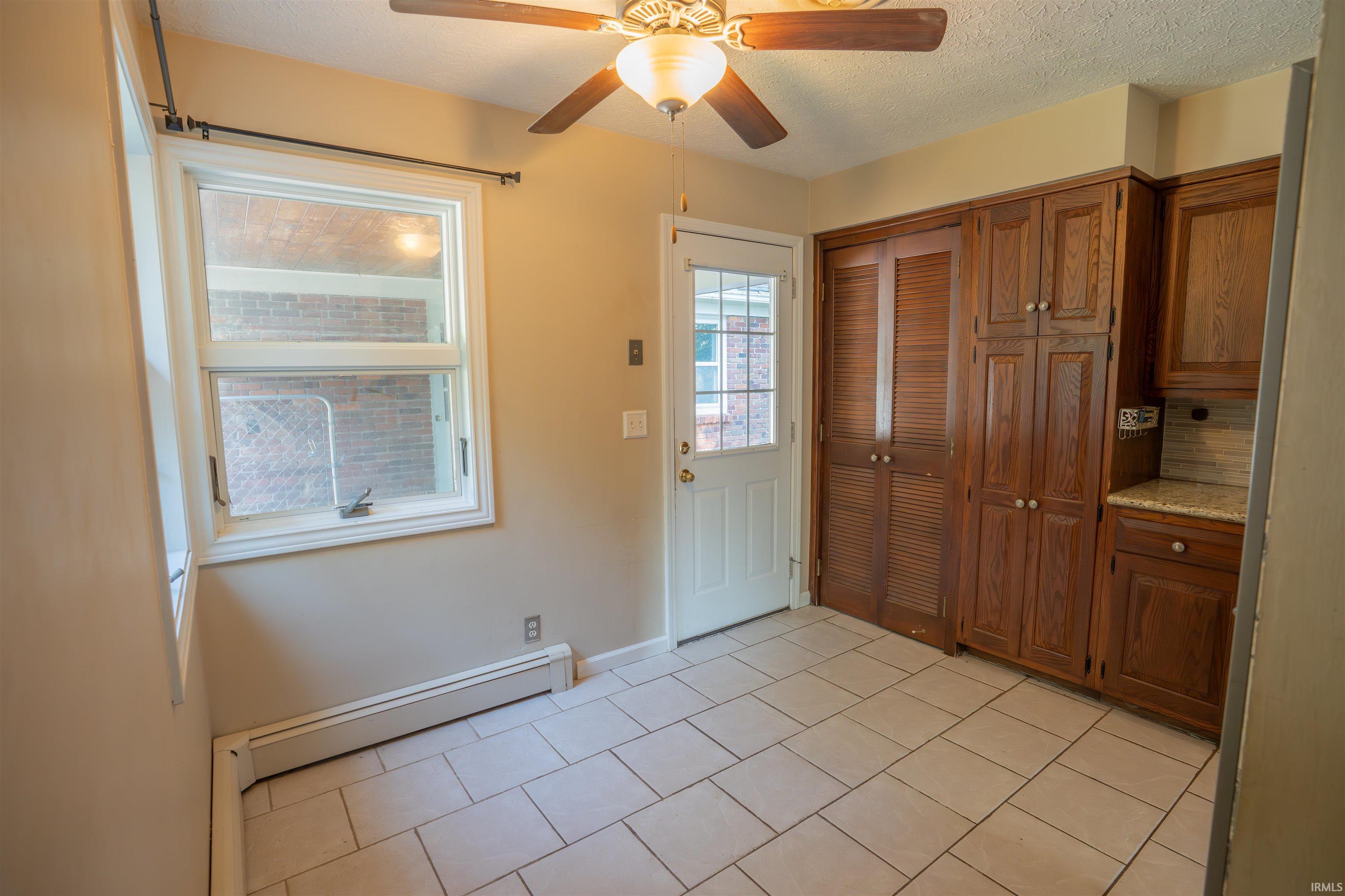 1509 Tioga Ravine Monticello, IN 47960 - Photo 6 of 34