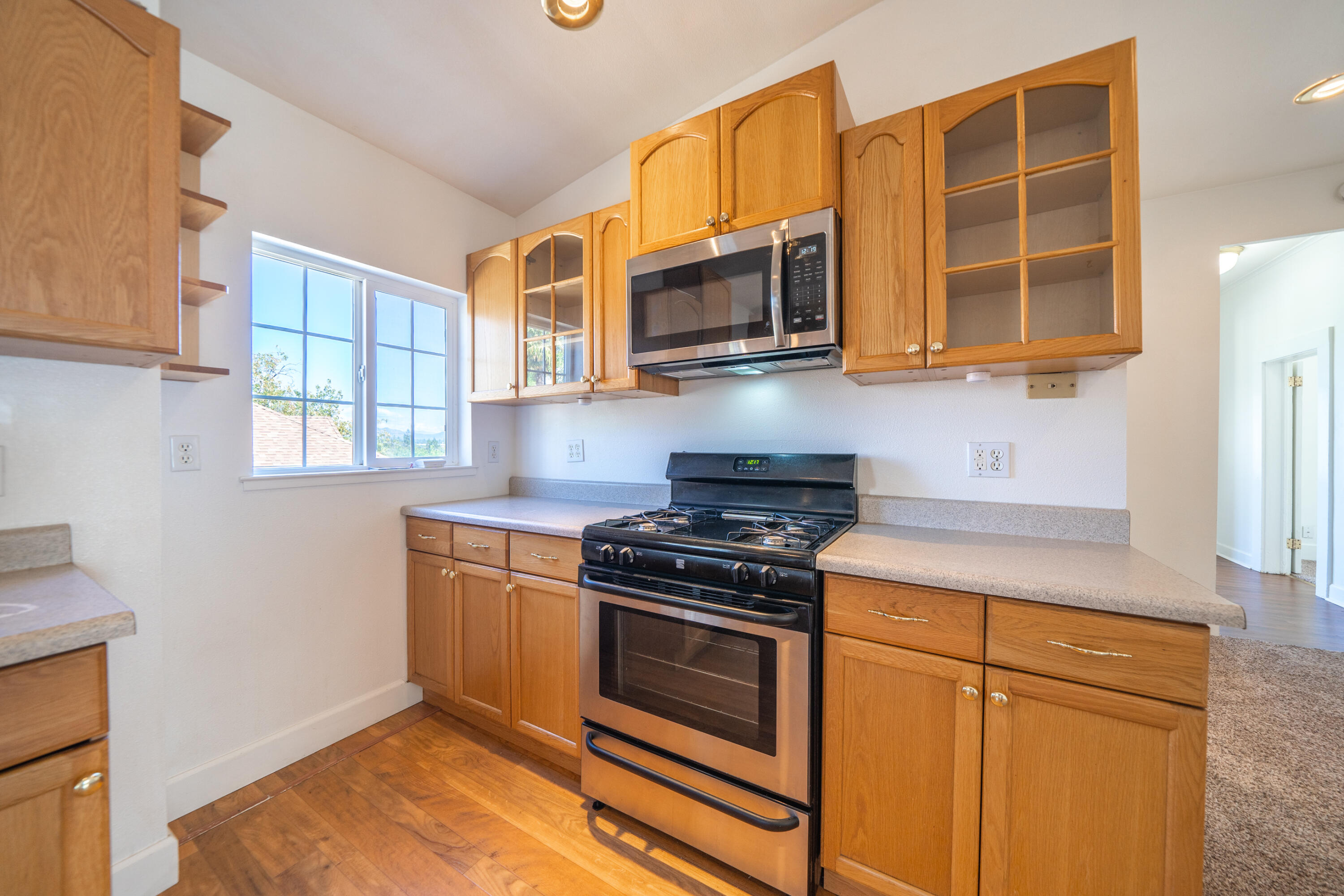 1834 Willis Street Redding, CA 96001 - Photo 16 of 37 1834 Willis St-22