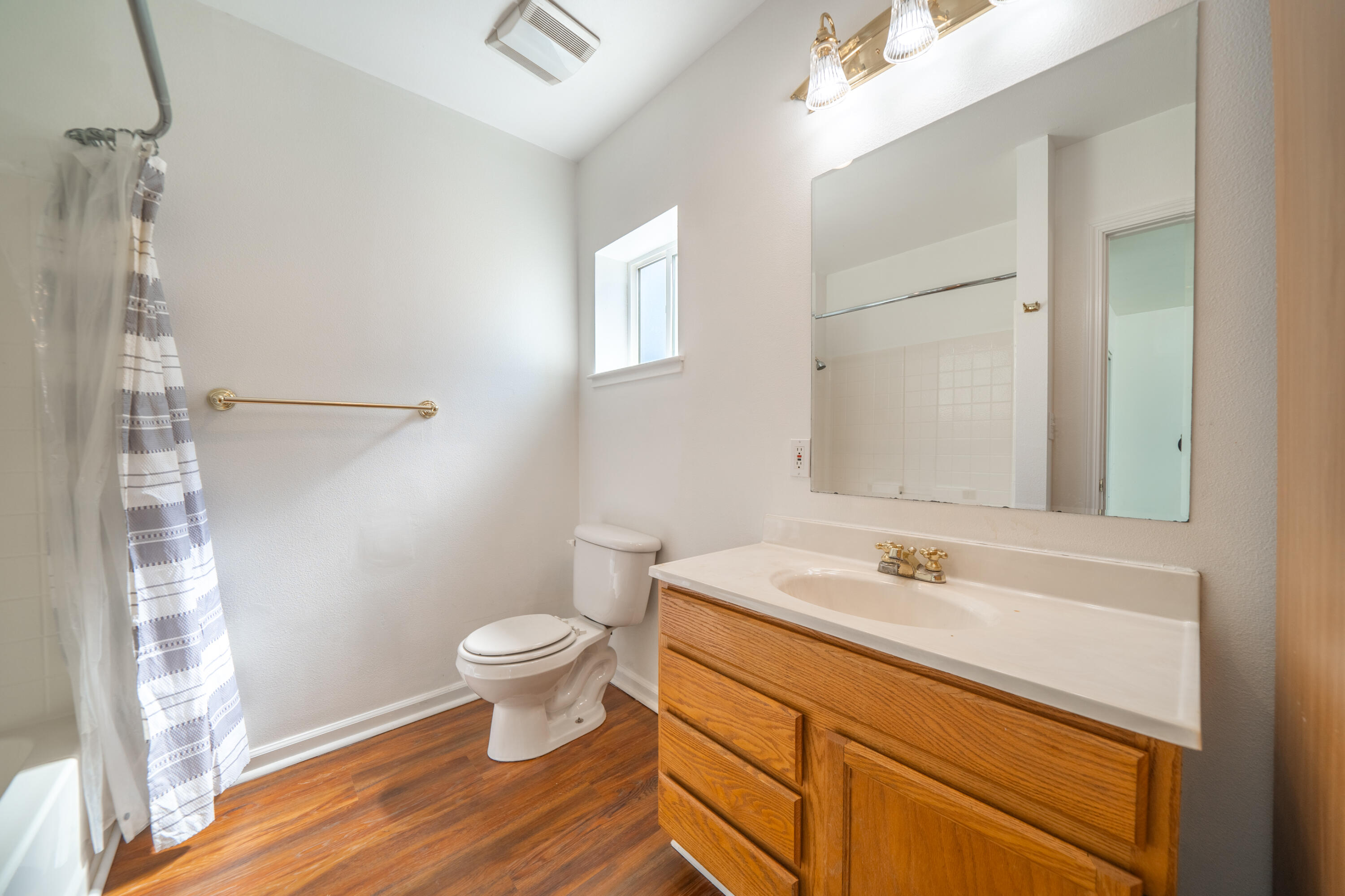 1834 Willis Street Redding, CA 96001 - Photo 25 of 37 1834 Willis St-31