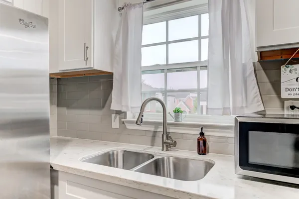 a close view of sink and tap