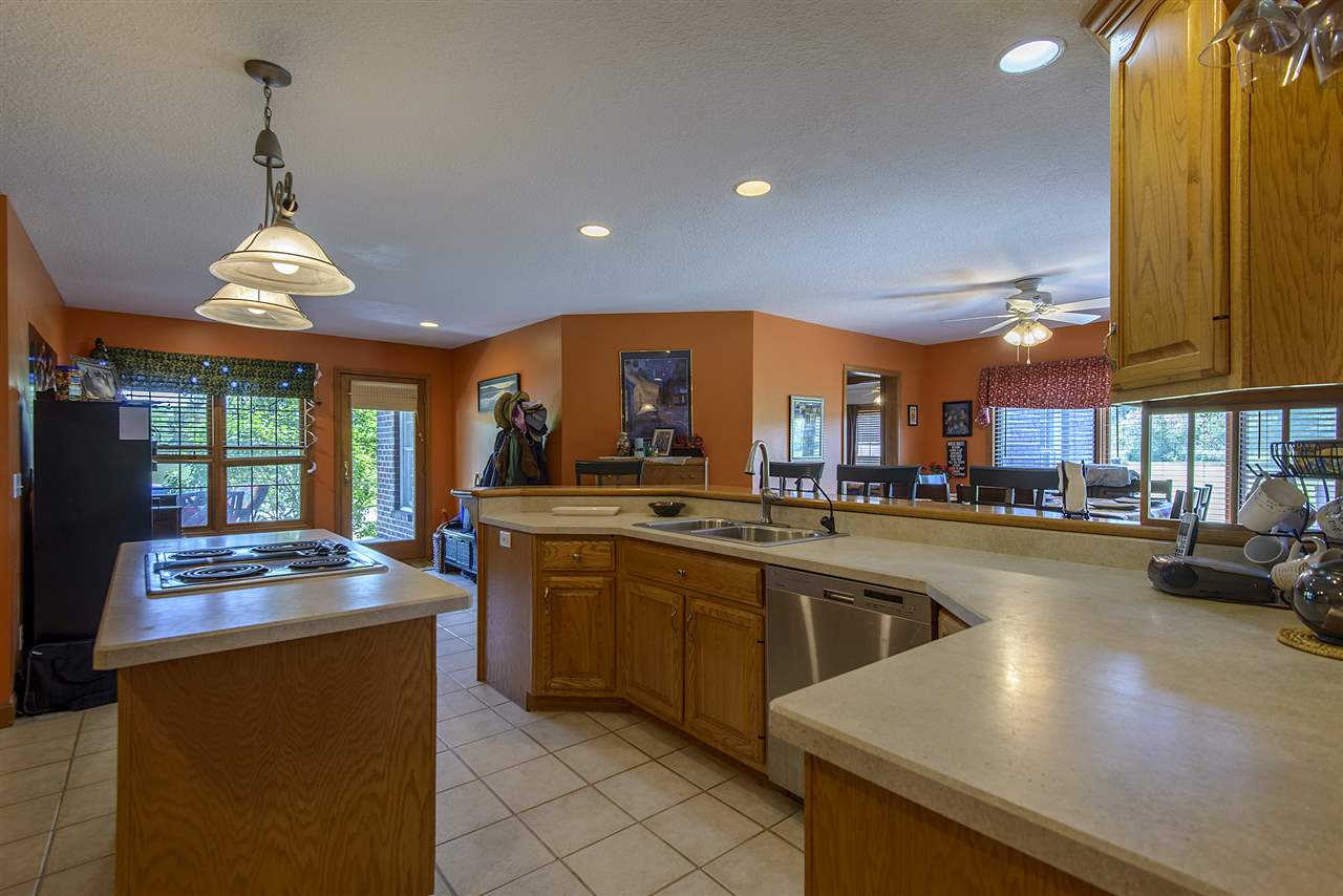 15501 Coldwater Road Fort Wayne, IN 46845 - Photo 11 of 35
