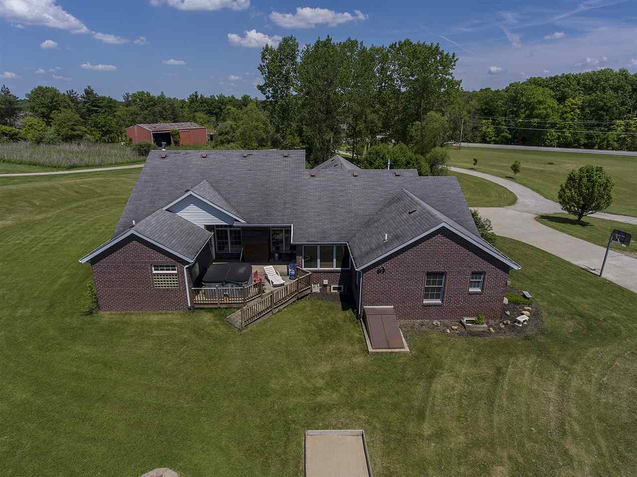 15501 Coldwater Road Fort Wayne, IN 46845 - Photo 3 of 35