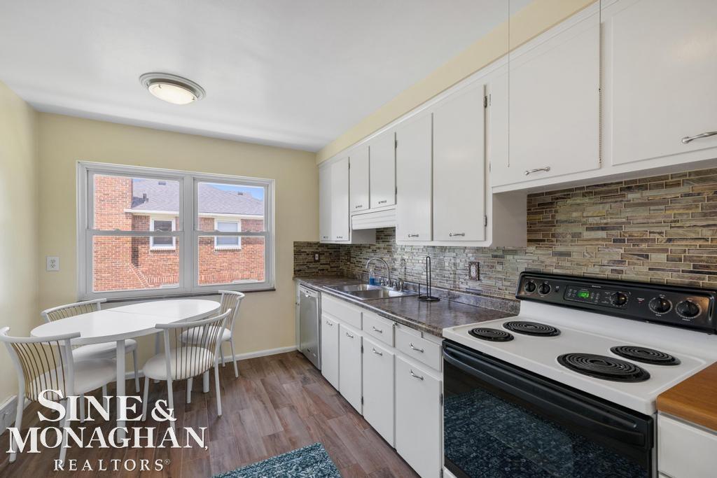 840 Harcourt Road Grosse Pointe, MI 48230 - Photo 12 of 36