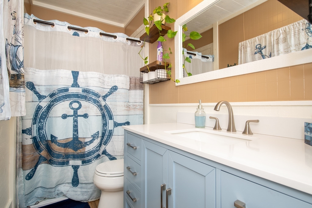 364 Alden Road Fairhaven, MA 02719 - Photo 19 of 42 Gallery Image 19