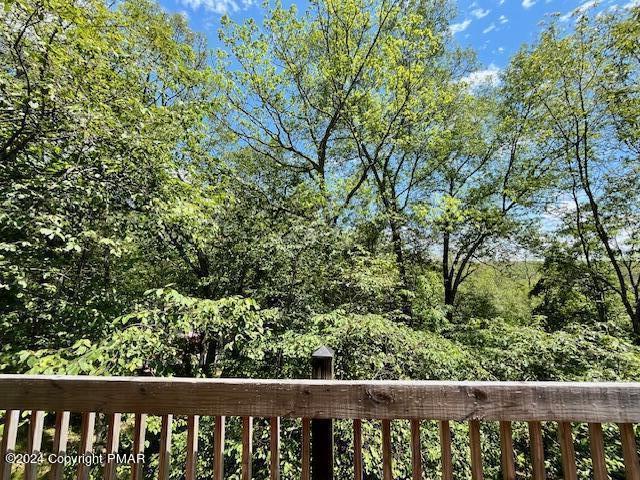 122 Elgin Way Bushkill, PA 18324 - Photo 28 of 32 a view of a wooden fence and floor