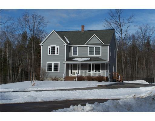 67 Henderson Road Buxton, ME 04093 - Photo 1 of 17 Exterior Front.