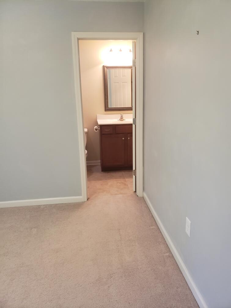 1118 Kessler Mill Road Salem, VA 24153 - Photo 8 of 11 7FBB2CE4-9AAD-47AA-9F67-46D587A9125A