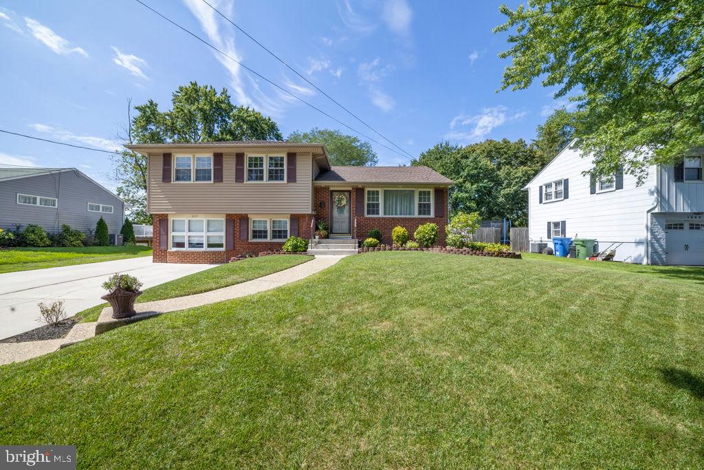 1005 Pinebrook Road Cherry Hill, NJ 08034 - Photo 1 of 39