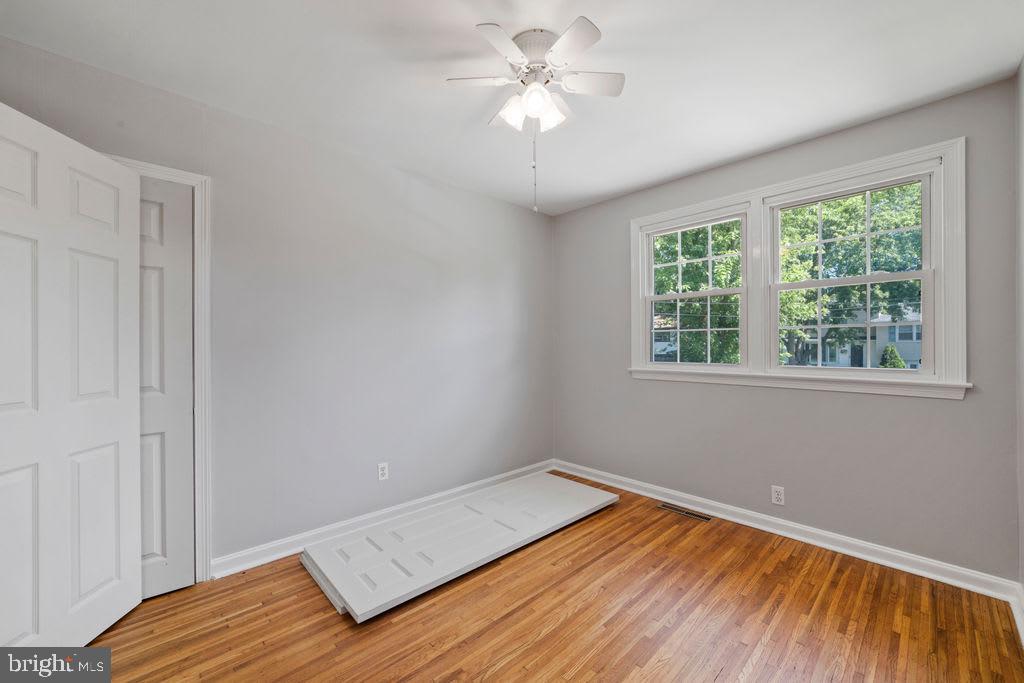 1005 Pinebrook Road Cherry Hill, NJ 08034 - Photo 17 of 39
