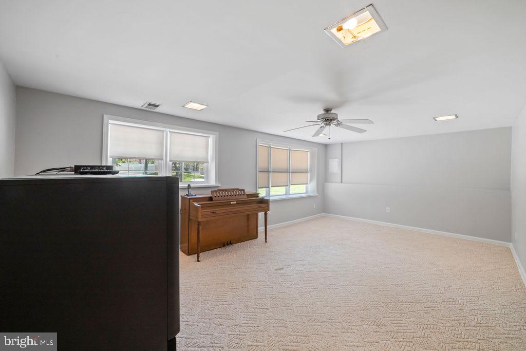 1005 Pinebrook Road Cherry Hill, NJ 08034 - Photo 22 of 39