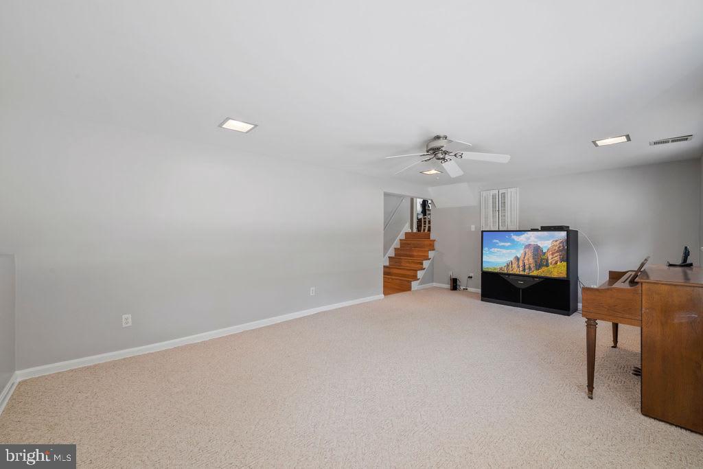 1005 Pinebrook Road Cherry Hill, NJ 08034 - Photo 23 of 39