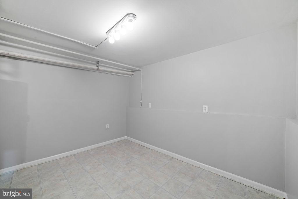1005 Pinebrook Road Cherry Hill, NJ 08034 - Photo 26 of 39