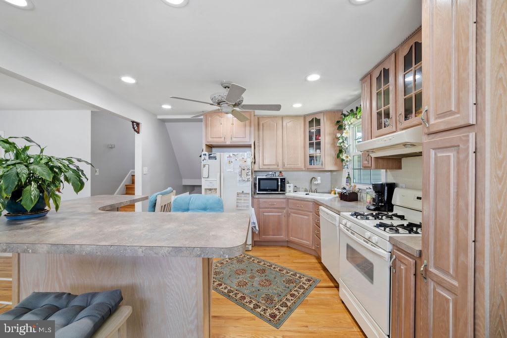 1005 Pinebrook Road Cherry Hill, NJ 08034 - Photo 9 of 39