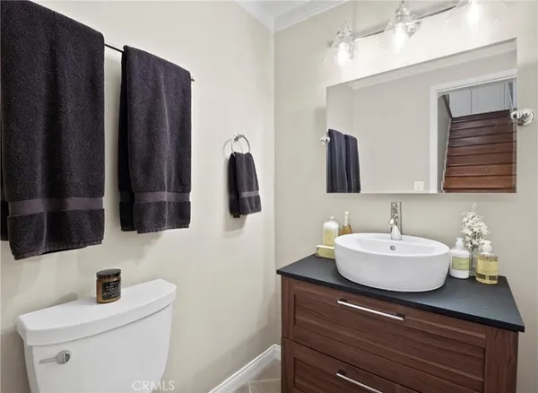 $4,000 | 300 Alpine Street, Unit 3, Pasadena, CA 91106