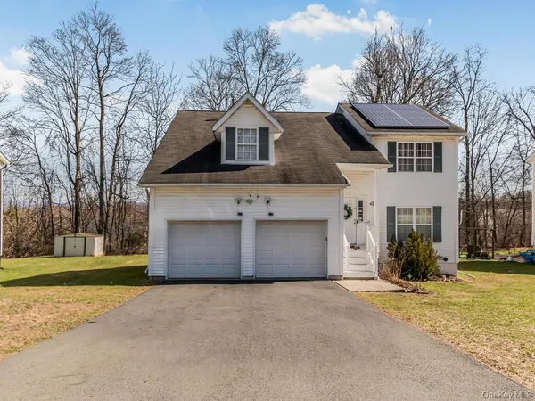 $560,000 | 35 Dogwood Drive, Middletown, NY 10940