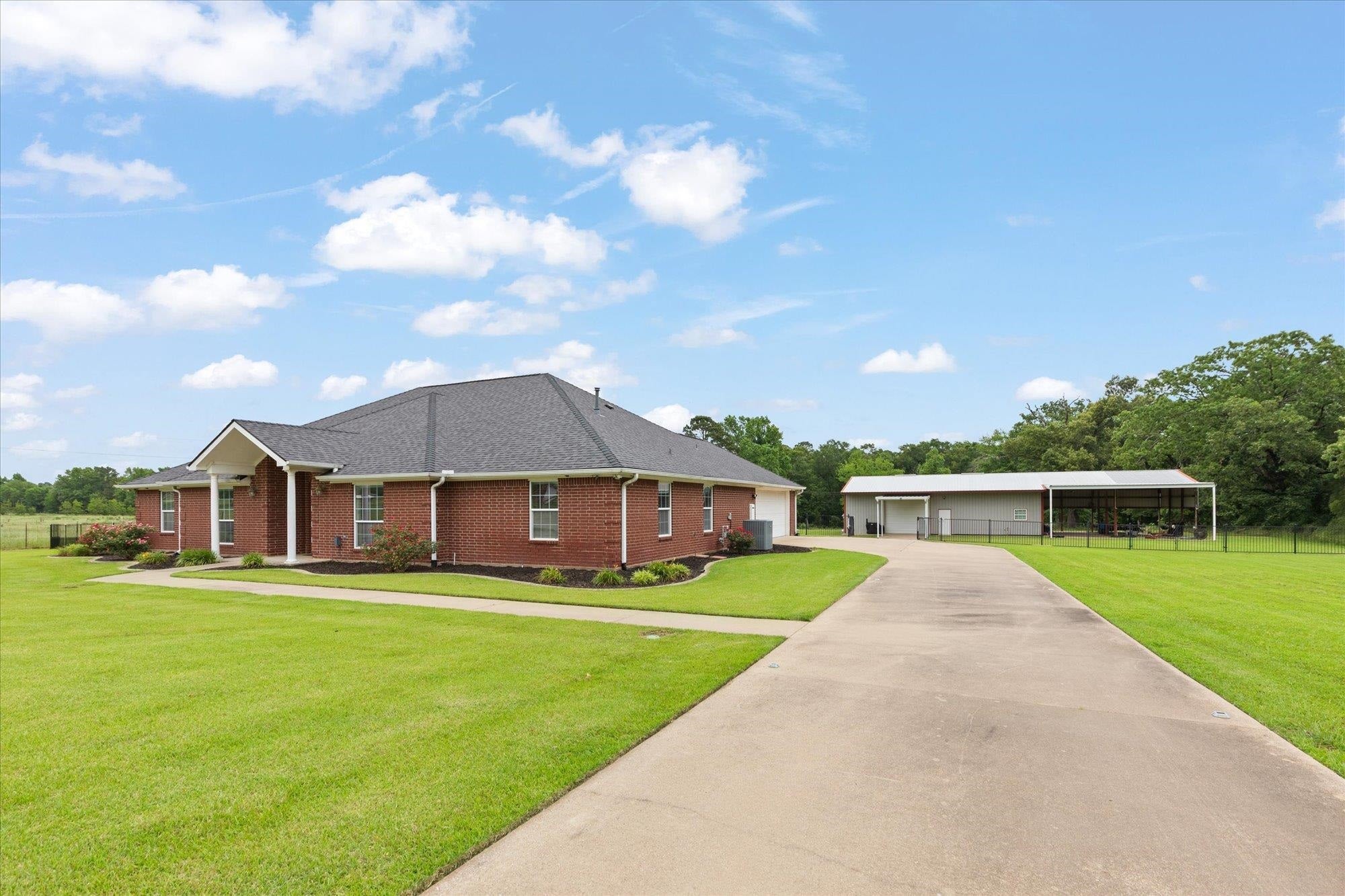 5290 Tevey Road Longview, TX 75605 - Photo 1 of 1 Gallery Image 1
