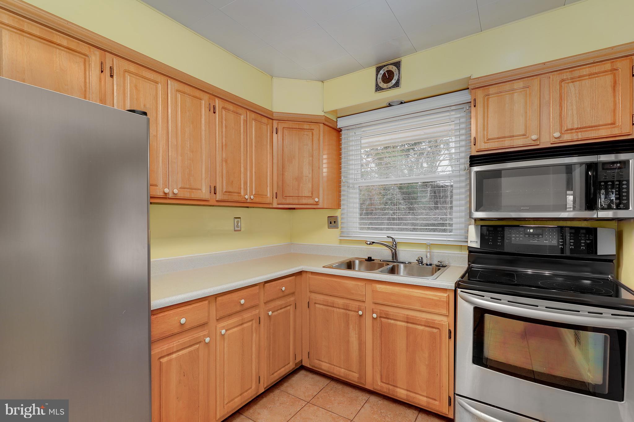 3409 Ripple Road Baltimore, MD 21244 - Photo 8 of 21