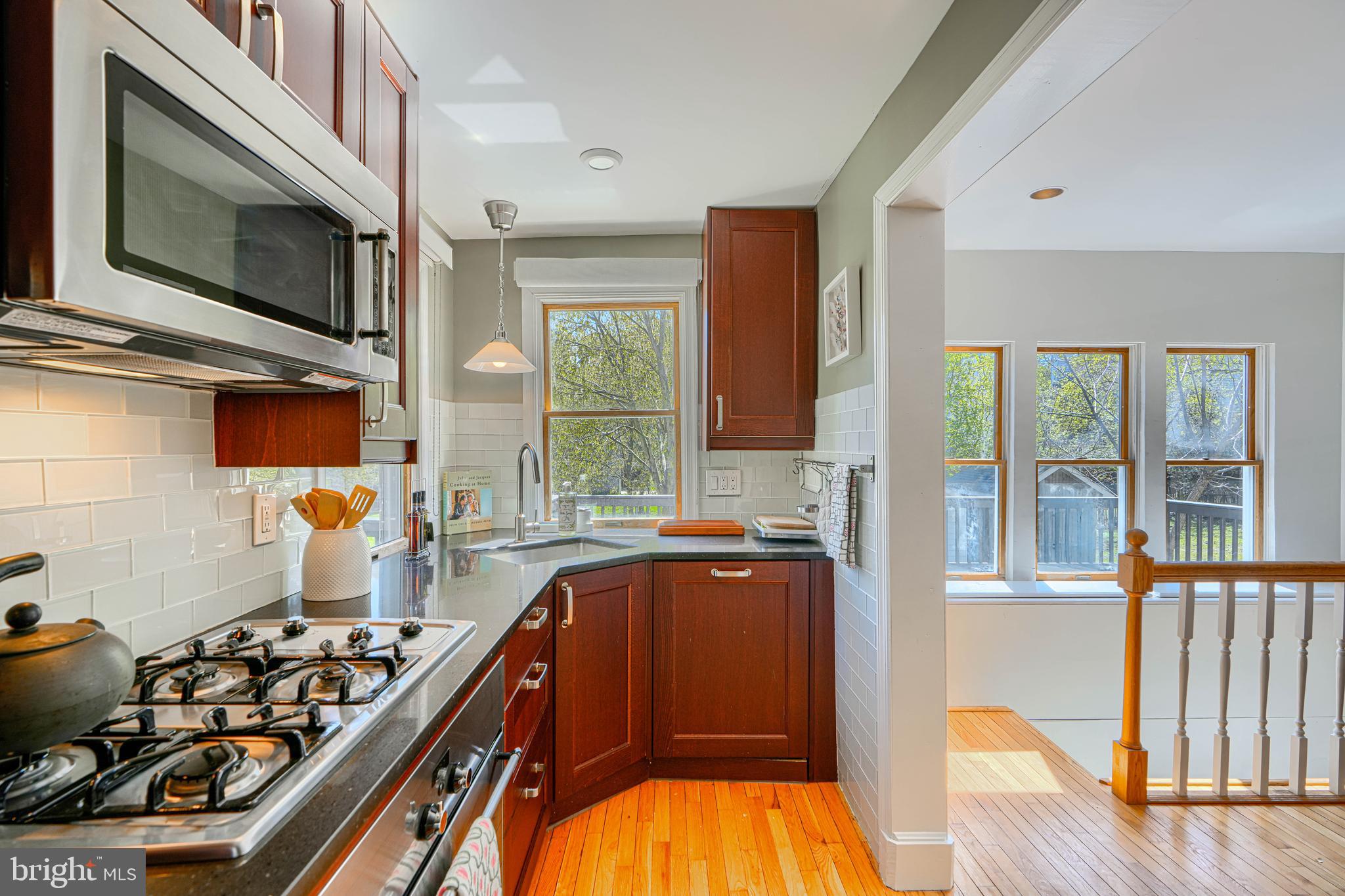 1723 West Joppa Road Towson, MD 21204 - Photo 25 of 45 Grante countertops