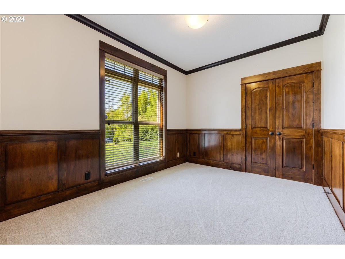 12415 Southwest Beef Bend Road Tigard, OR 97224 - Photo 14 of 34 Gallery Image 14