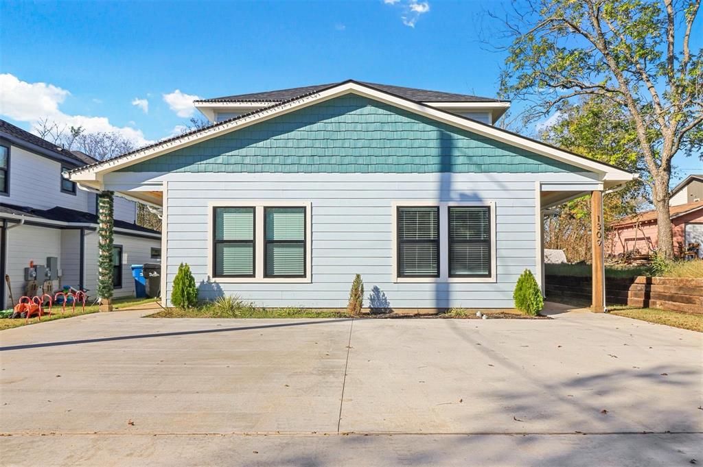 1309 South 5th Avenue, Unit 1311 Denison, TX 75021 - Photo 1 of 15
