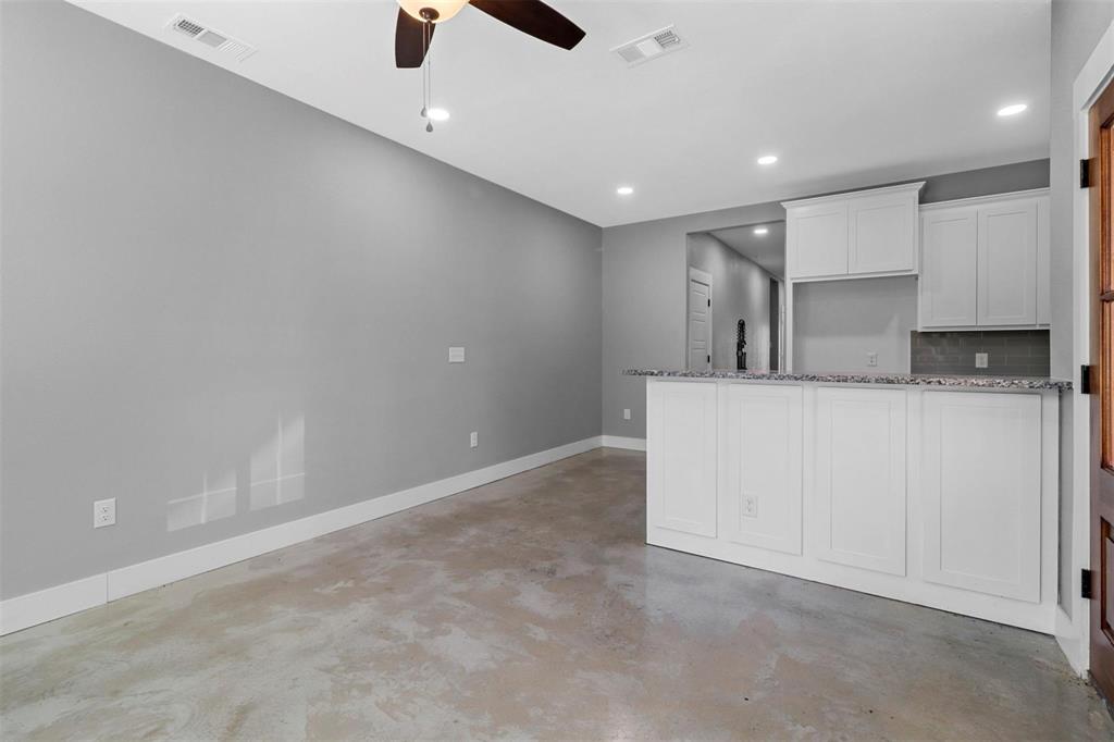 1309 South 5th Avenue, Unit 1311 Denison, TX 75021 - Photo 4 of 15