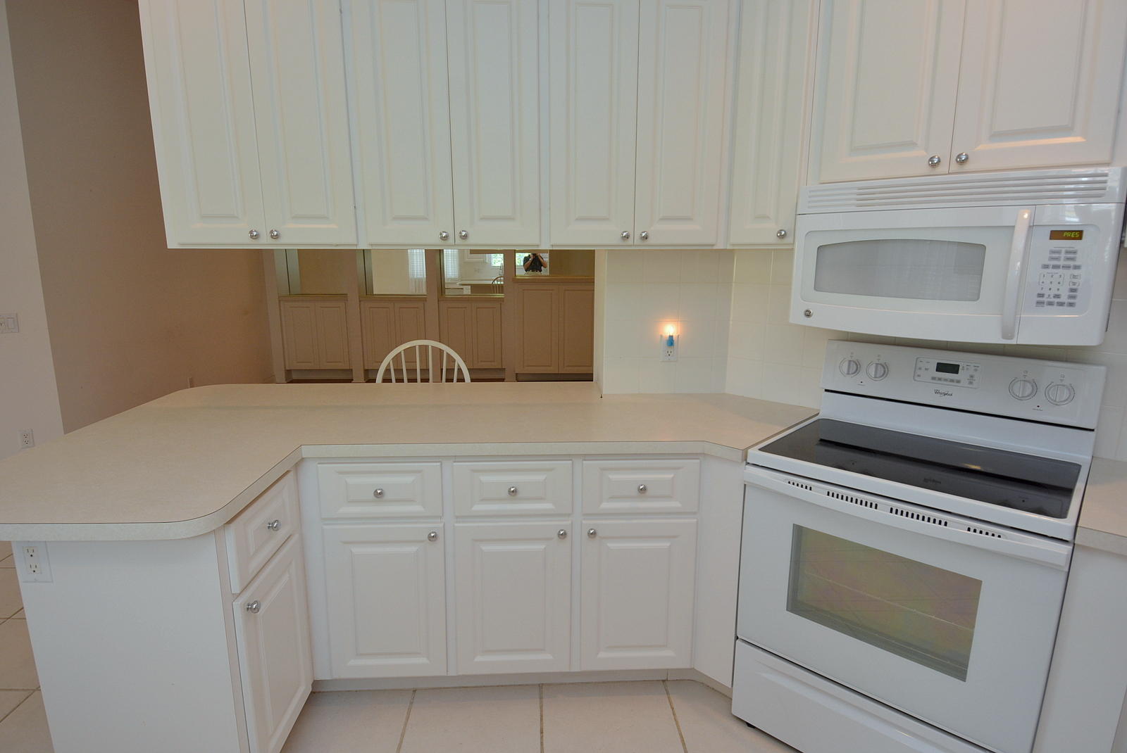 1038 Southwest Balmoral Trace Stuart, FL 34997 - Photo 16 of 58 Kitchen