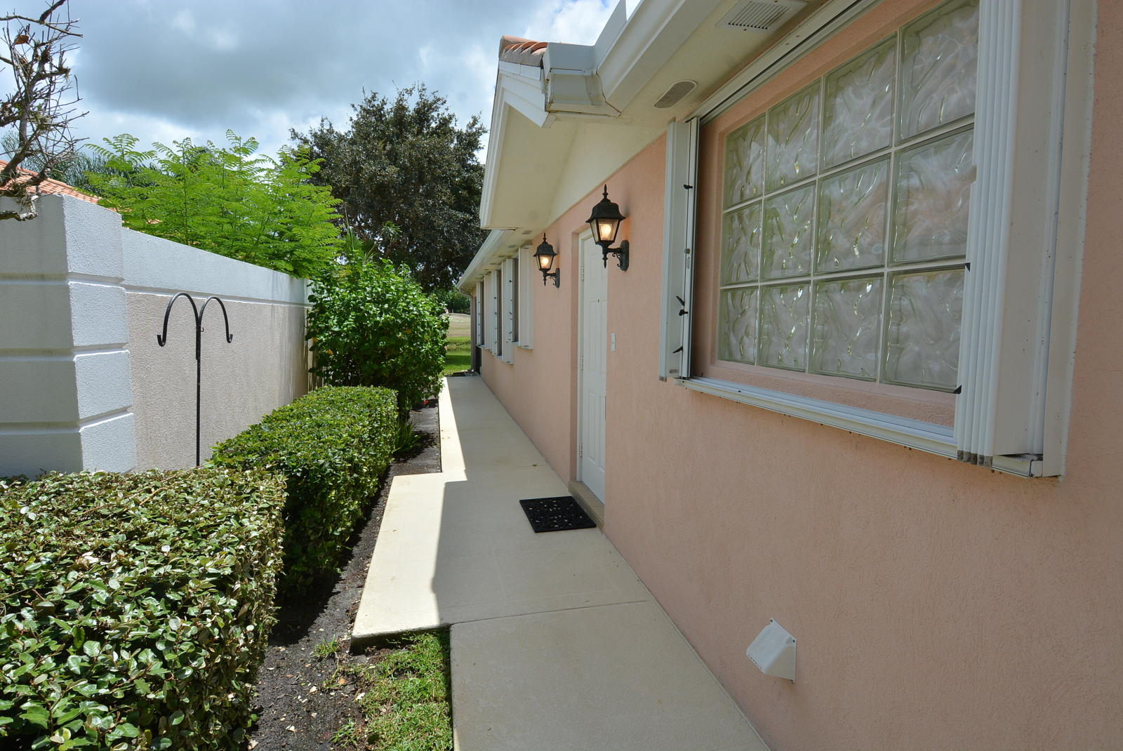 1038 Southwest Balmoral Trace Stuart, FL 34997 - Photo 3 of 58 Entrance