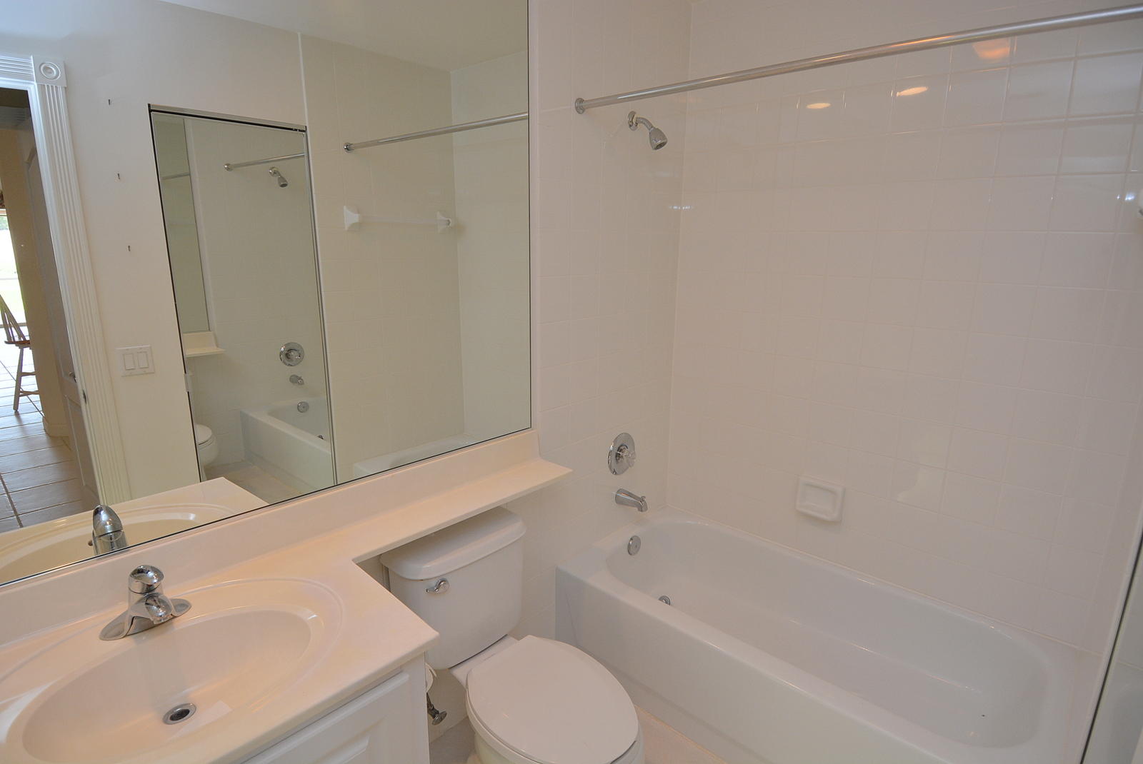 1038 Southwest Balmoral Trace Stuart, FL 34997 - Photo 32 of 58 Guest Bath