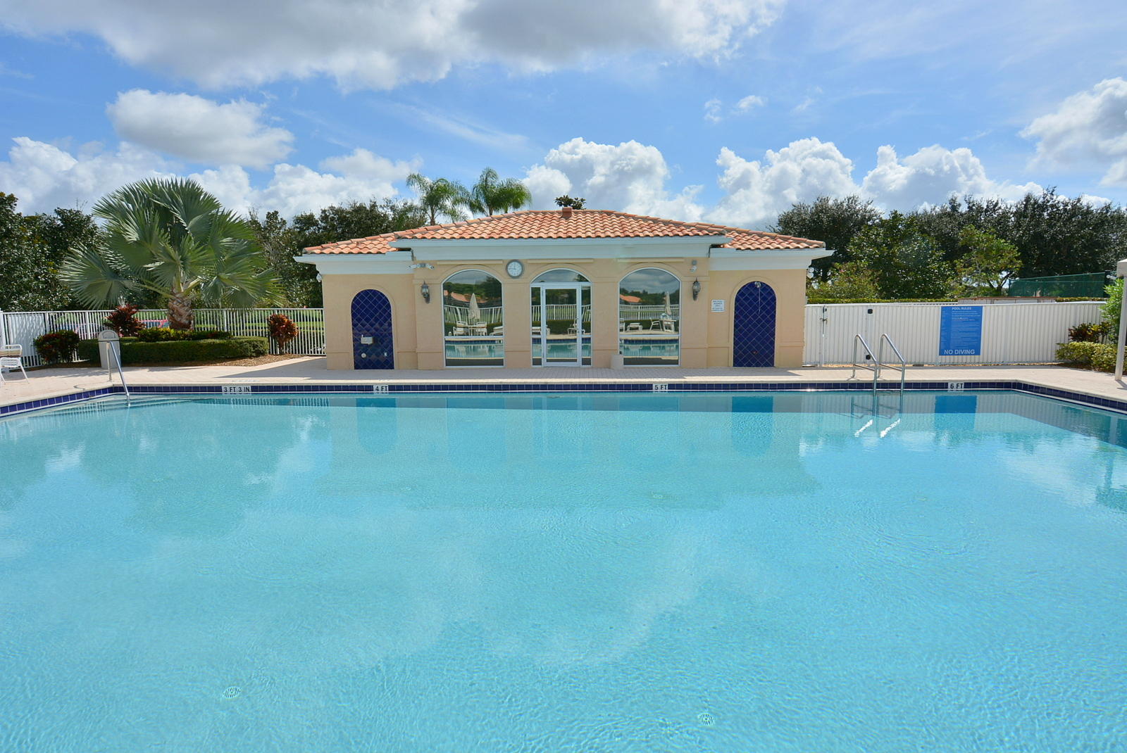 1038 Southwest Balmoral Trace Stuart, FL 34997 - Photo 55 of 58 Pool and Clubhouse