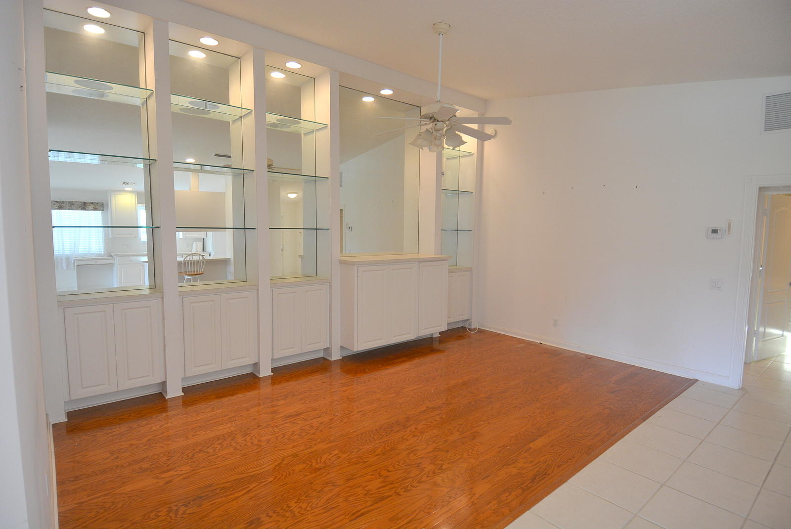 1038 Southwest Balmoral Trace Stuart, FL 34997 - Photo 6 of 58 Living Room