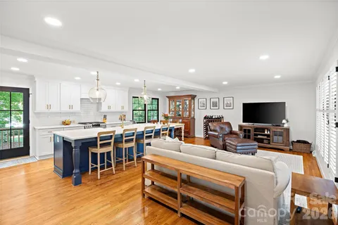 $1,050,000 | 3724 Champaign Street, Charlotte, NC 28210