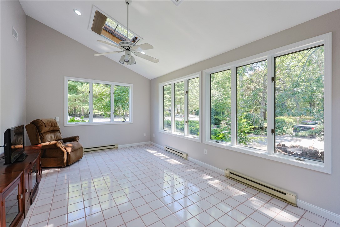 34 Latham Farm Road Smithfield, RI 02917 - Photo 20 of 31