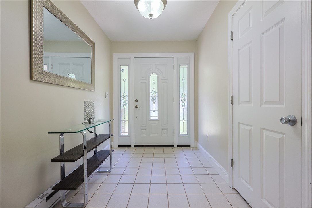 34 Latham Farm Road Smithfield, RI 02917 - Photo 3 of 31