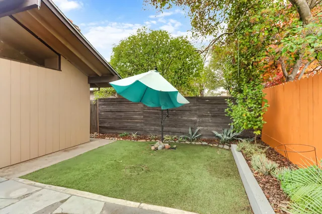 a front view of house with yard