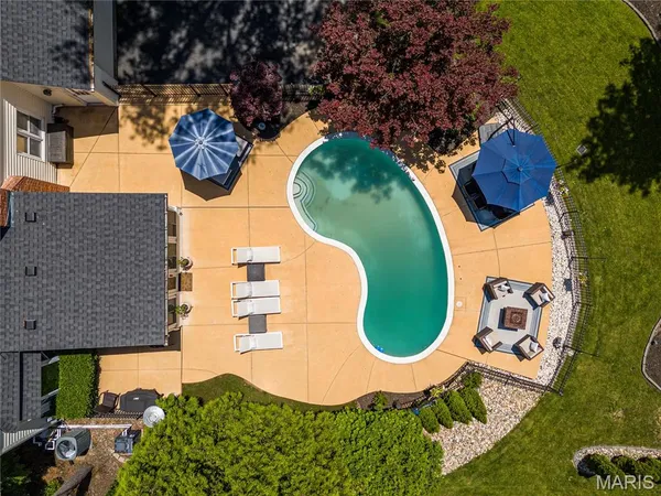 $895,000 | 14604 Chermoore Drive, Chesterfield, MO 63017