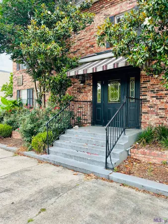 $875 | 4735 Government Street, Unit 102, Baton Rouge, LA 70806