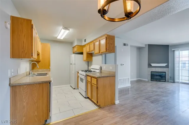$168,500 | 3318 North Decatur Boulevard, Unit 2110, Las Vegas, NV 89130