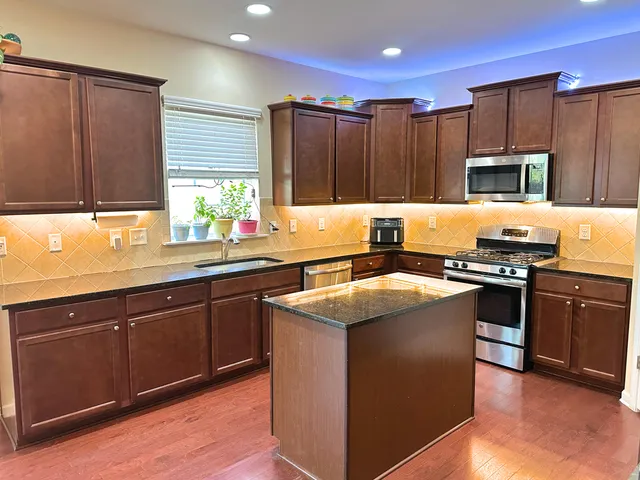 $430,000 | 190 Lindera Preserve Boulevard, Summerville, SC 29486