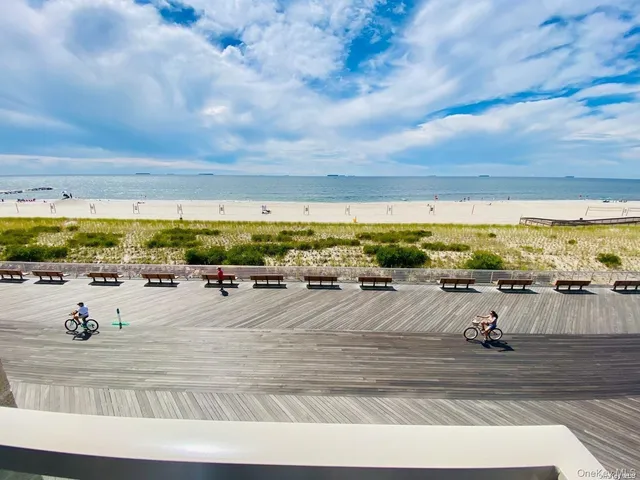 $7,850 | 170 West Broadway, Unit 4E, Long Beach, NY 11561