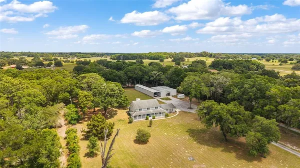 $999,999 | 15725 Southeast 36th Avenue, Summerfield, FL 34491