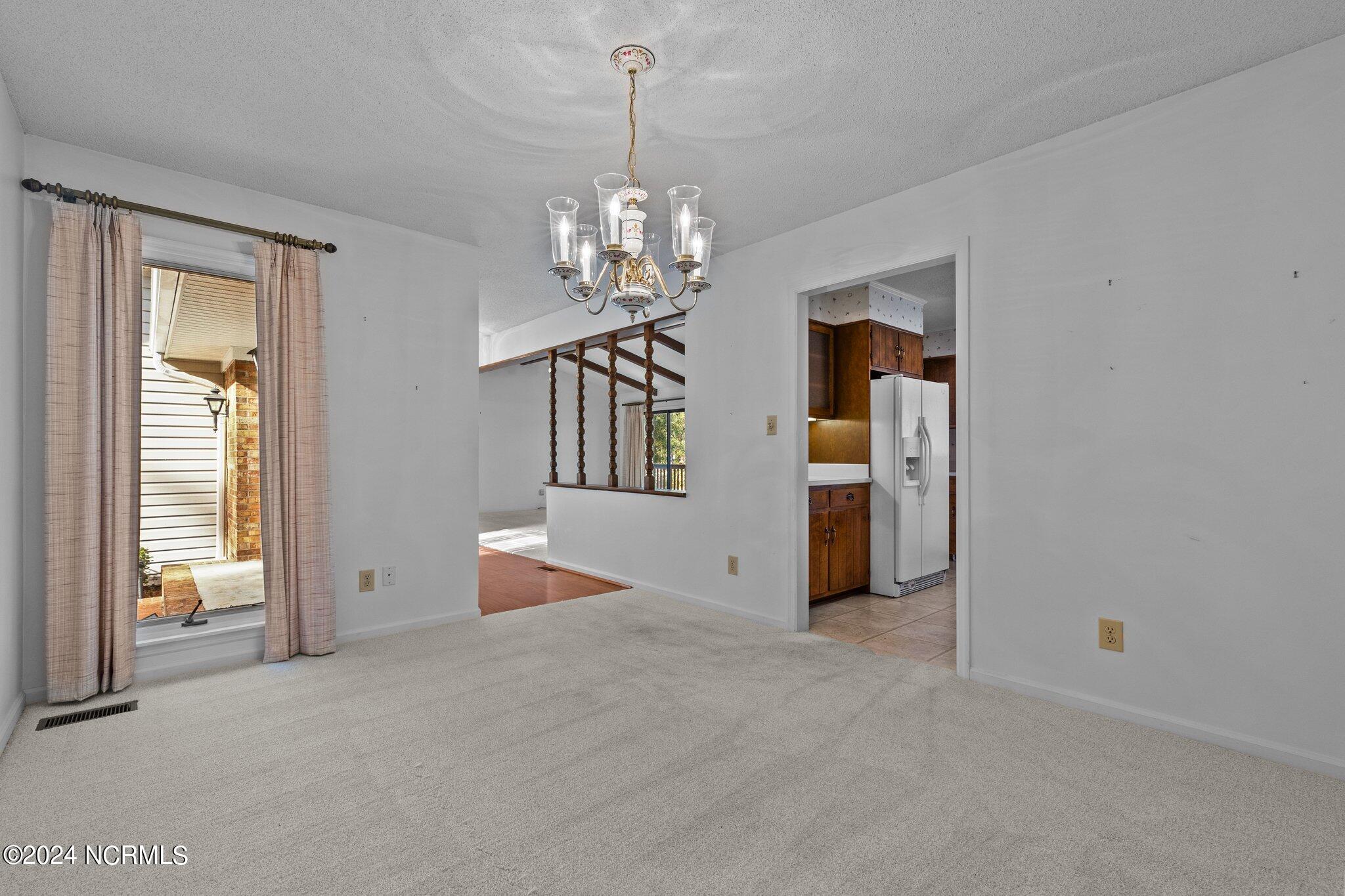 39 Shadow Drive Whispering Pines, NC 28327 - Photo 10 of 26 Dining Room
