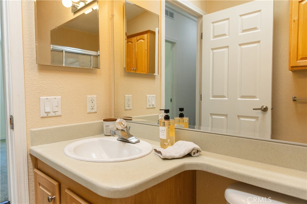 23301 Ridge Rte Drive, Unit 207 Laguna Hills, CA 92653 - Photo 23 of 39