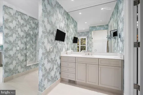 $3,995,000 | 8917 Harvest Square Court, Potomac, MD 20854