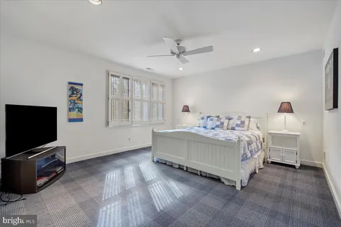 $3,995,000 | 8917 Harvest Square Court, Potomac, MD 20854