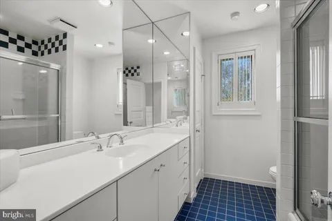 $3,995,000 | 8917 Harvest Square Court, Potomac, MD 20854