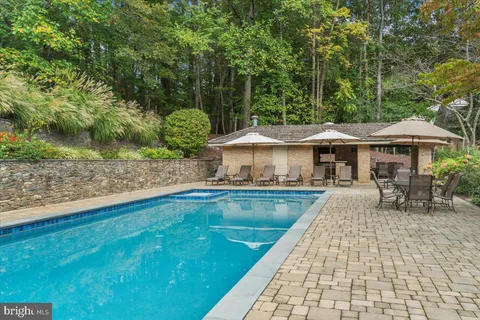 $3,995,000 | 8917 Harvest Square Court, Potomac, MD 20854