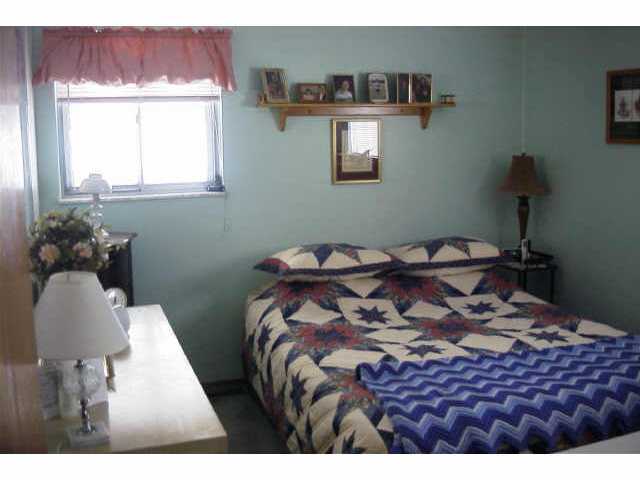 3957 Randell Road Columbus, OH 43228 - Photo 5 of 11 Gallery Image 5