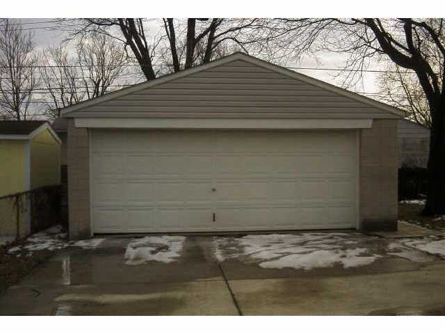 3957 Randell Road Columbus, OH 43228 - Photo 8 of 11 Gallery Image 8